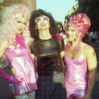 NY 3 some, 'Wigstock' festival in NYC, 1995 ST#120