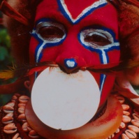 Mt Hagen, New Guinea body painting and lip disc BA#47