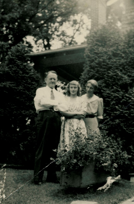 My mother Peggy Chasey and her parents - TP#85